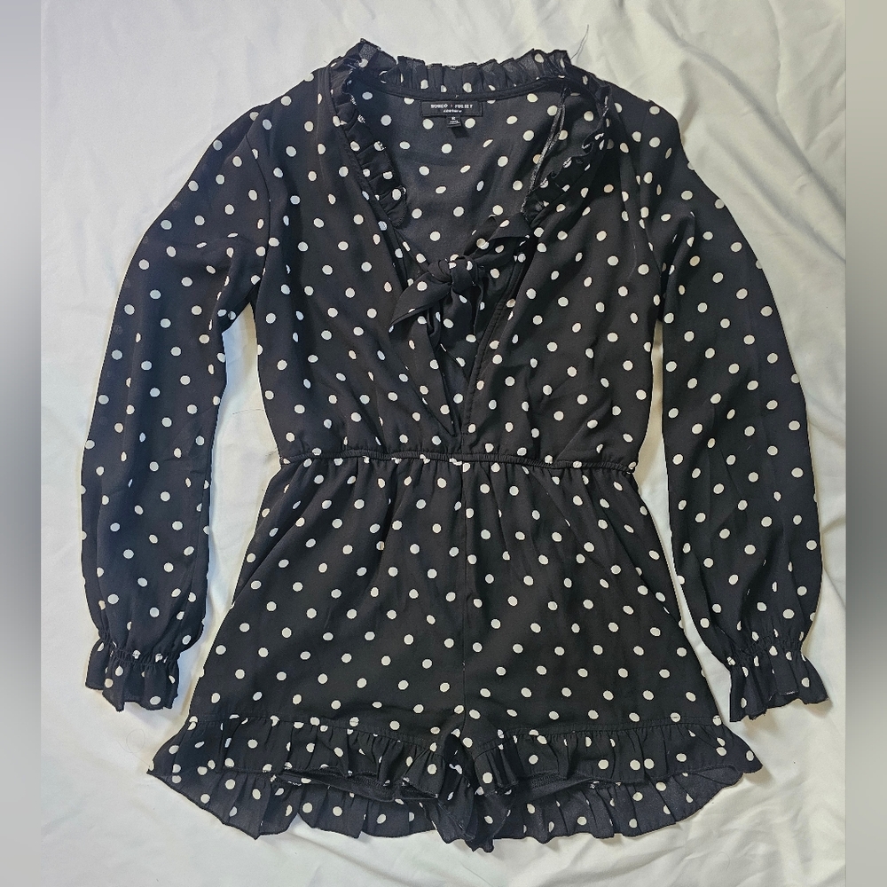 Romeo & Juliet Black And White Polka Dot Long-Sleeved Romper- Small